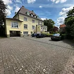 Villawie *