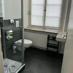 Villawie Hotel *