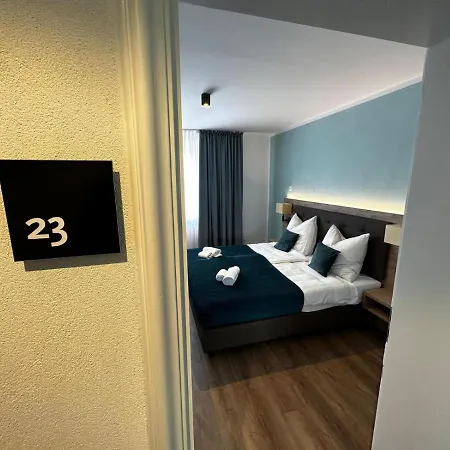 Villawie Hotel *